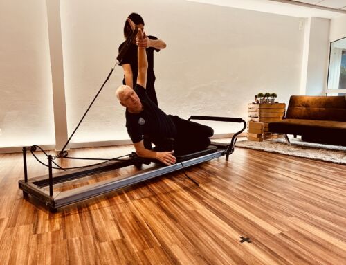 Pilates Reformer: Warum dieses Gerät das Geheimnis zu einem starken und flexiblen Körper ist.